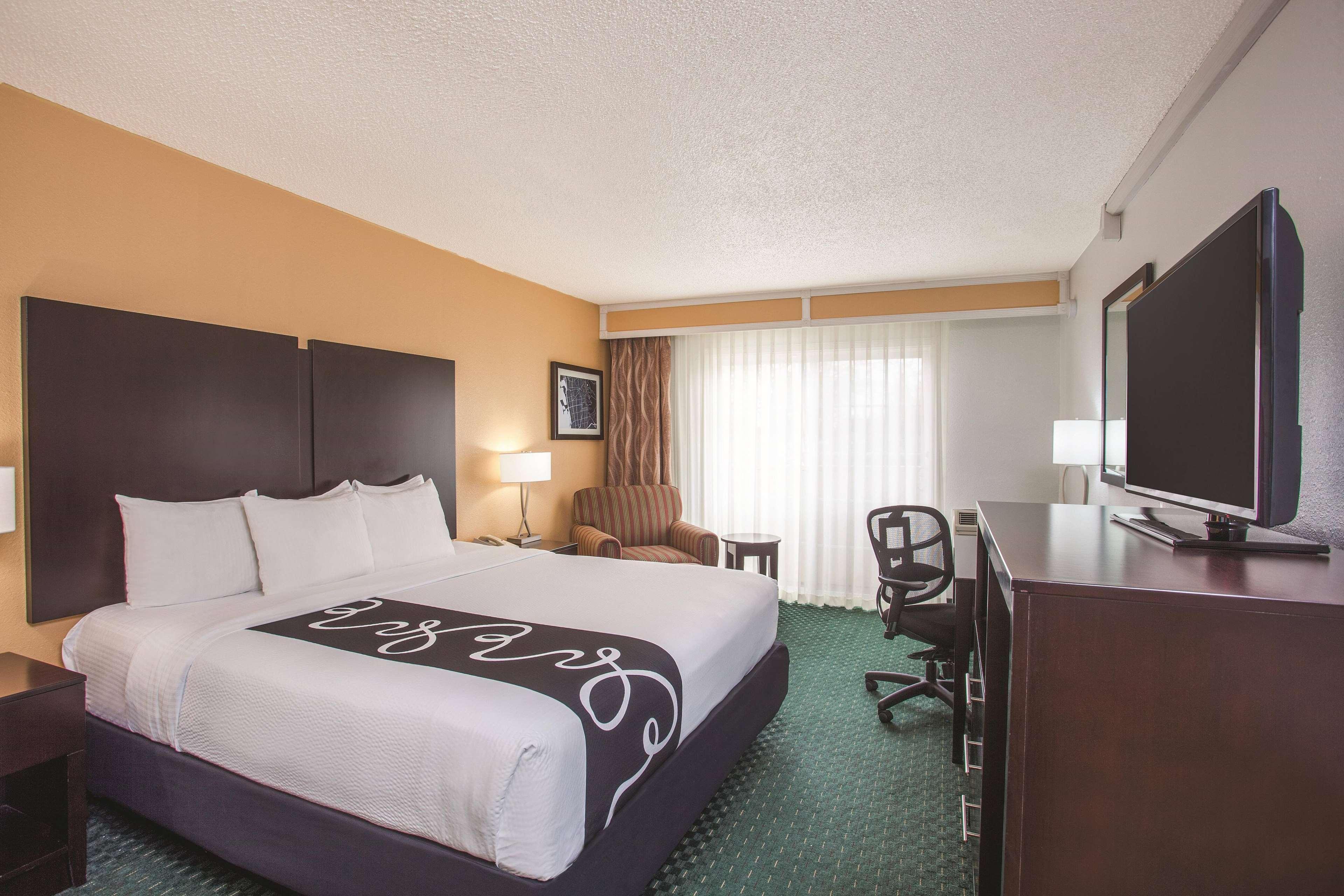 University Inn & Suites Бъркли Екстериор снимка