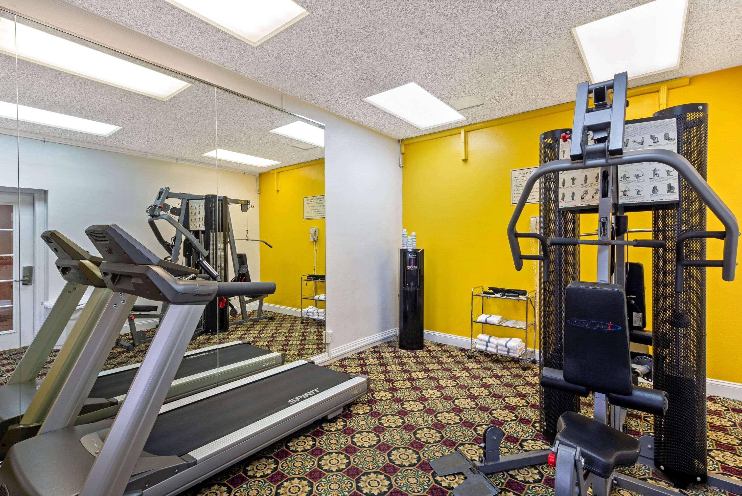 University Inn & Suites Бъркли Екстериор снимка