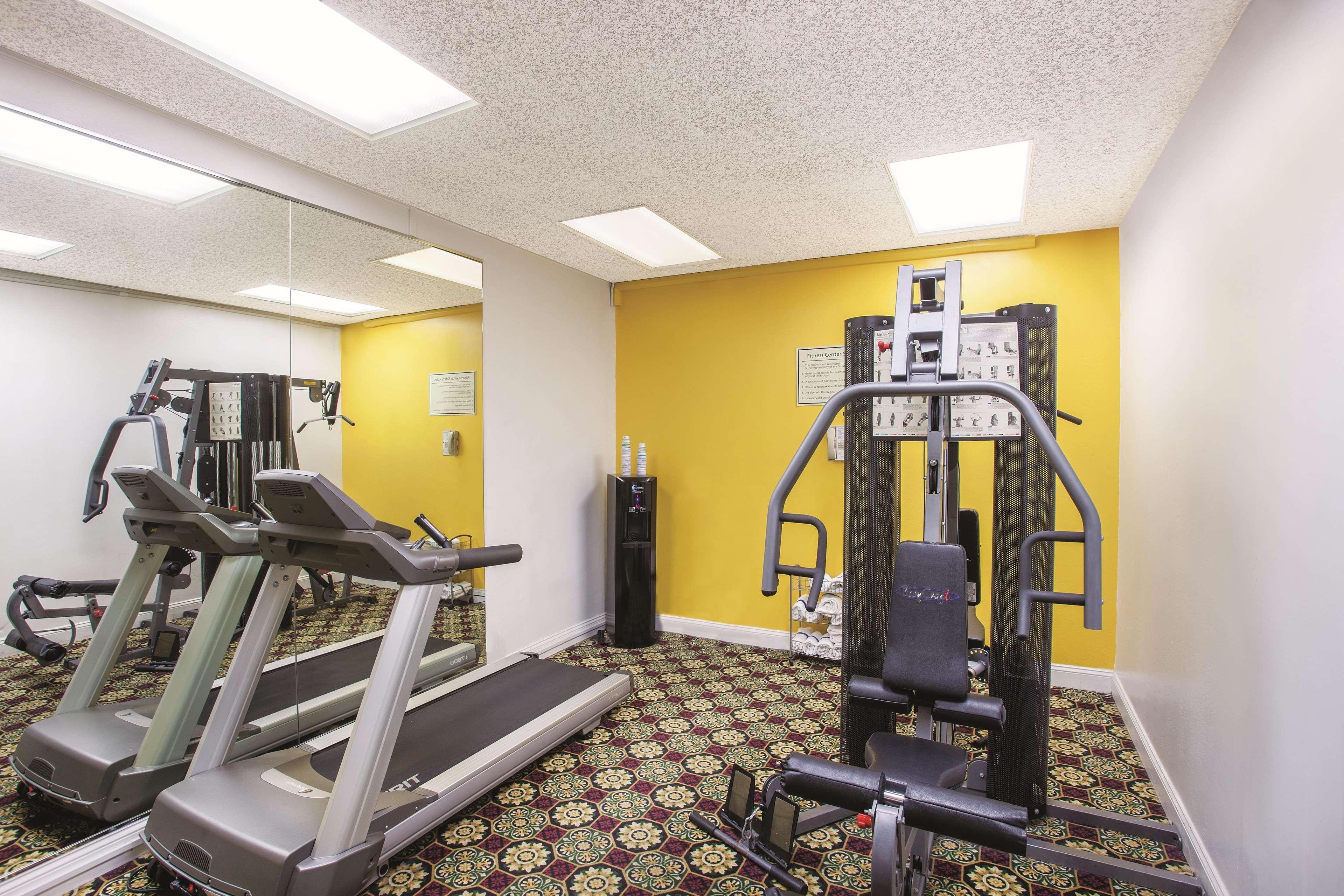 University Inn & Suites Бъркли Екстериор снимка