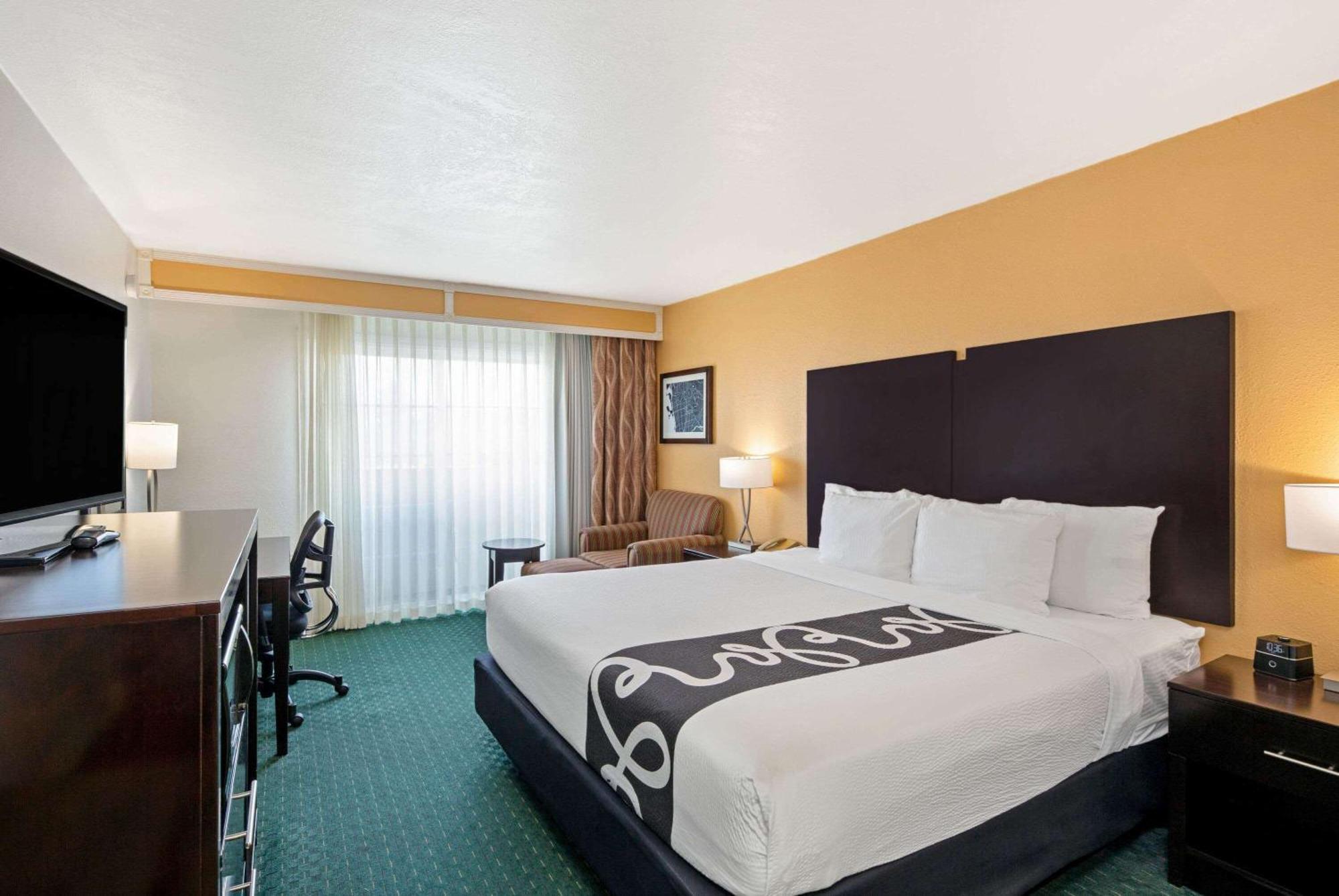 University Inn & Suites Бъркли Стая снимка