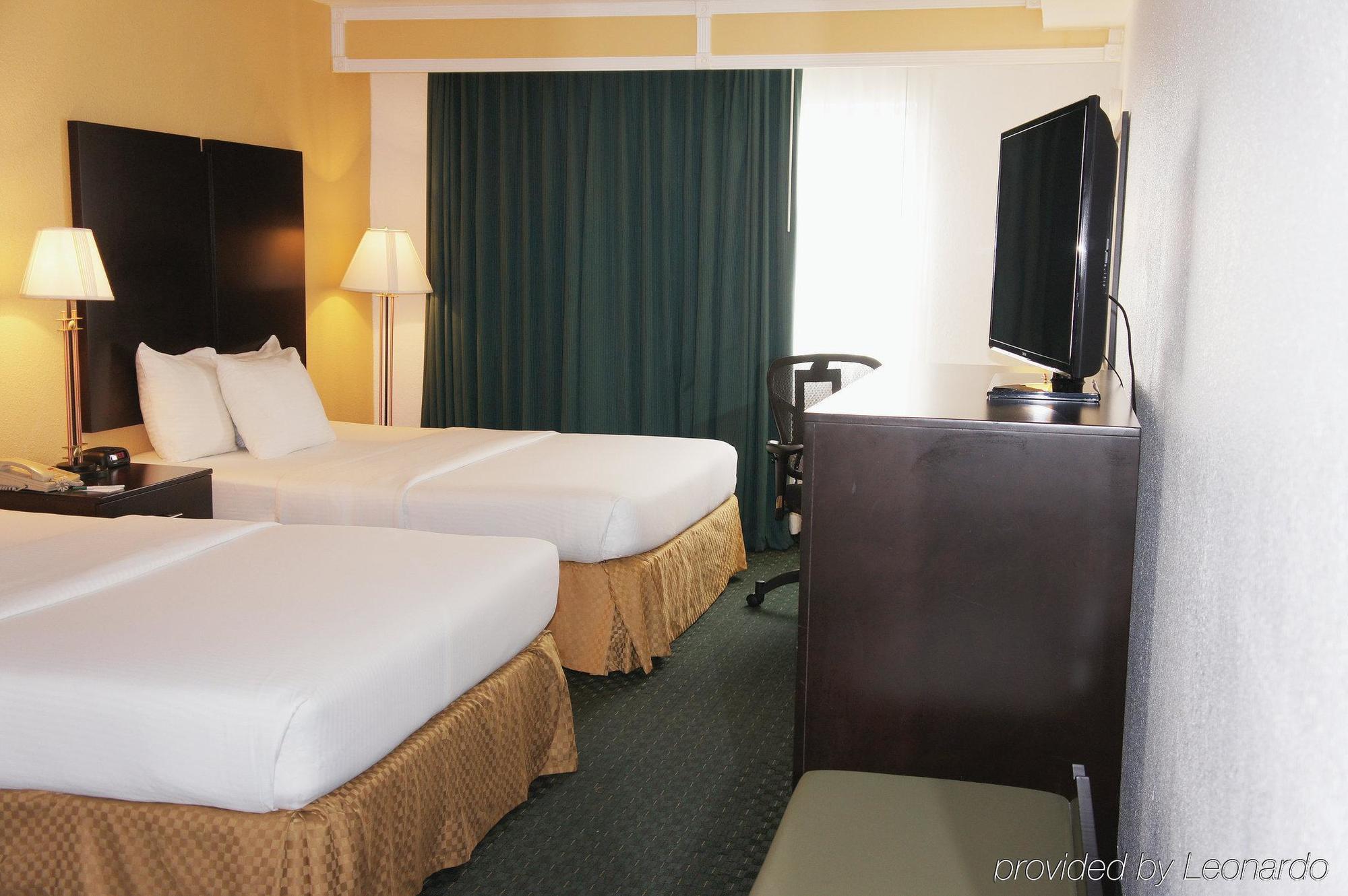 University Inn & Suites Бъркли Екстериор снимка